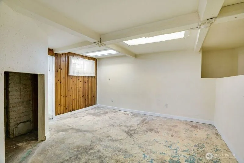 Property photo for 1027 E Main Street, Auburn photo 16