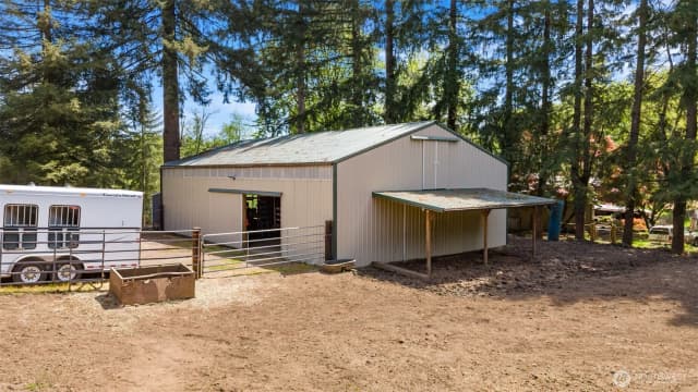 Property photo for 21803 Ne Abernathy Road, Yacolt photo 5