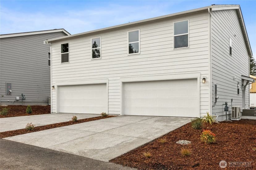 Property photo for 2335 Boxcar Street Ne #87, Olympia photo 4