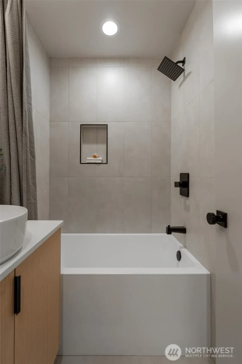 Property photo for 2108 15th Avenue S #c, Seattle photo 16