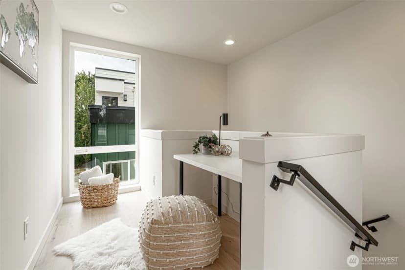 Property photo for 2108 15th Avenue S #c, Seattle photo 35