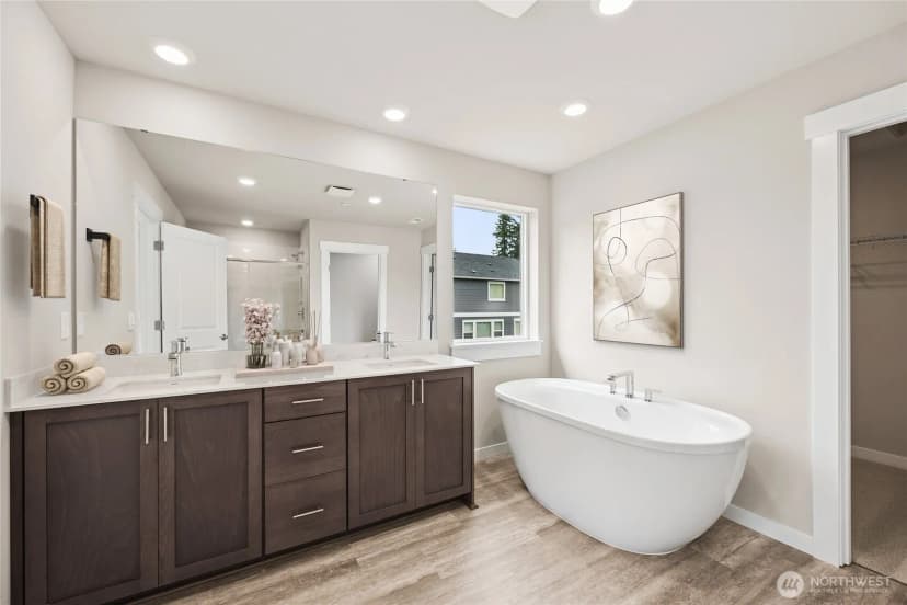 Property photo for 13233 Se 164th Avenue Se #204, Renton photo 8