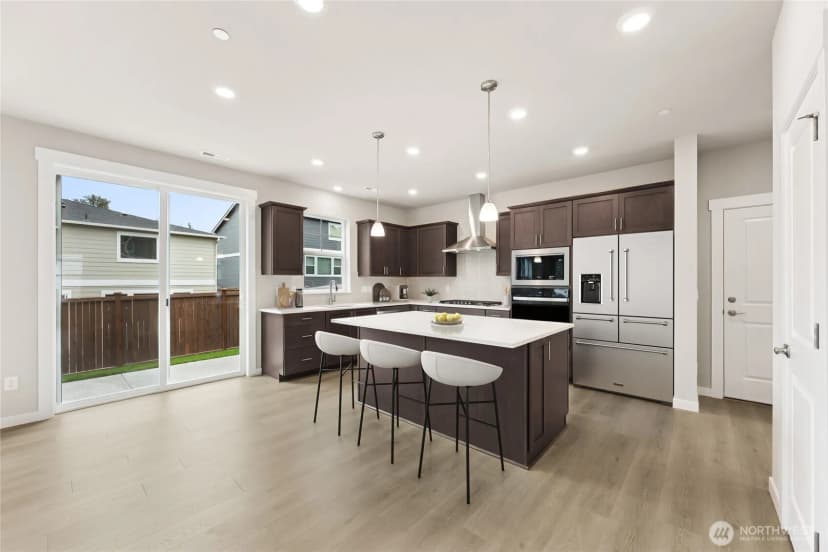 Property photo for 13233 Se 164th Avenue Se #204, Renton photo 9