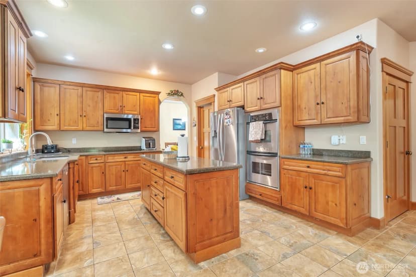 Property photo for 4711 Cleveland Avenue Se, Tumwater photo 15