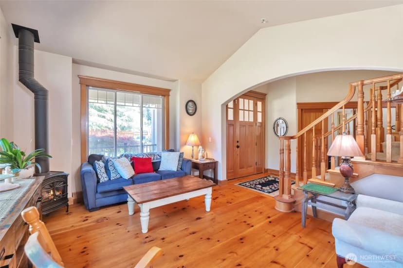 Property photo for 4711 Cleveland Avenue Se, Tumwater photo 8