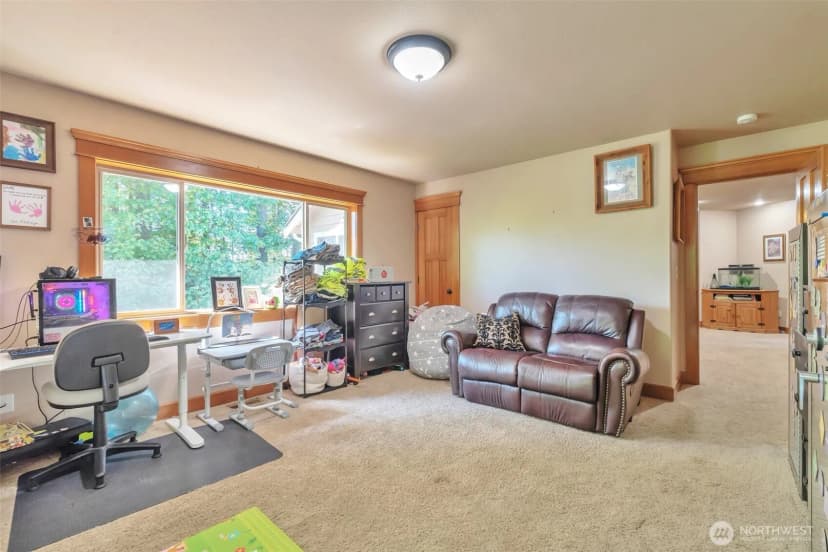 Property photo for 4711 Cleveland Avenue Se, Tumwater photo 24