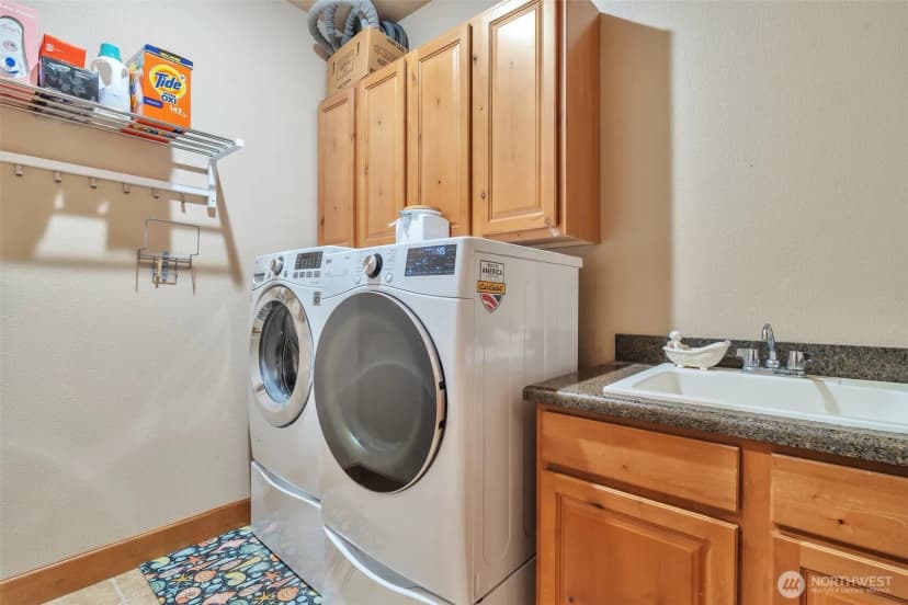 Property photo for 4711 Cleveland Avenue Se, Tumwater photo 13