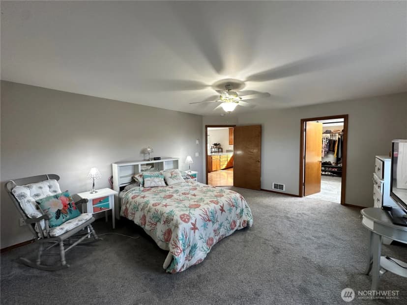Property photo for 31 Quail Meadows Drive, Sequim photo 14