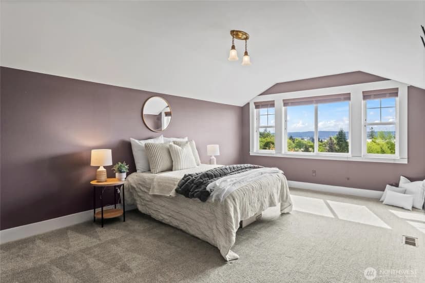 Property photo for 1533 S Sunset Drive, Tacoma photo 19