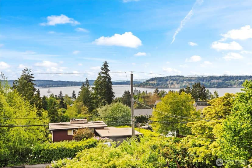 Property photo for 1533 S Sunset Drive, Tacoma photo 21