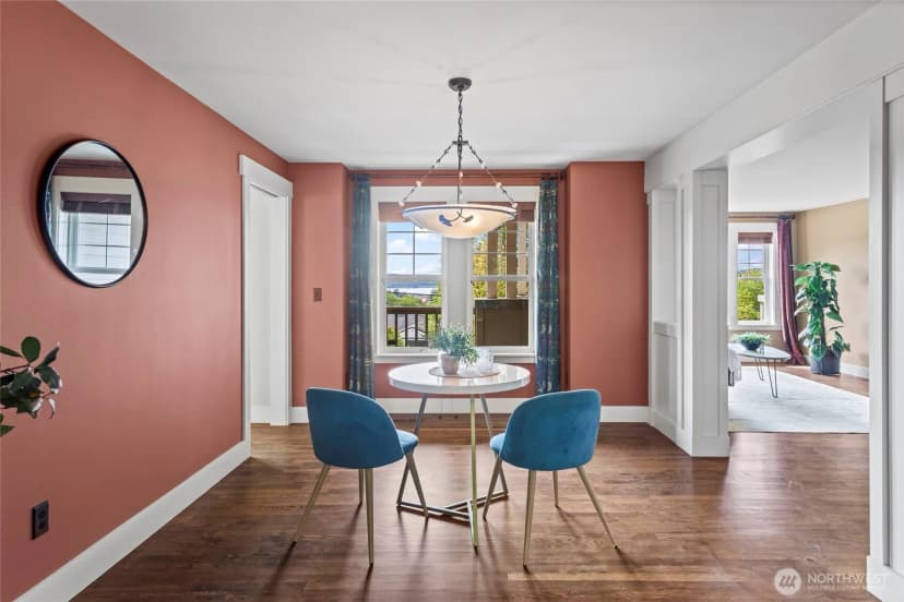 Property photo for 1533 S Sunset Drive, Tacoma photo 15