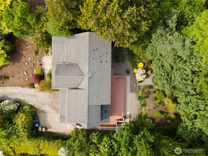 Property photo for 1533 S Sunset Drive, Tacoma photo 38