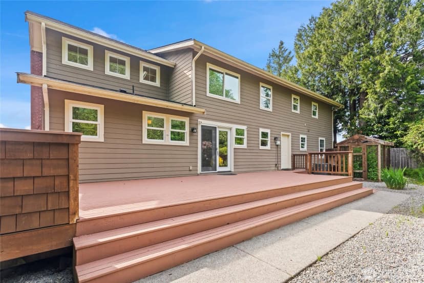 Property photo for 1533 S Sunset Drive, Tacoma photo 37