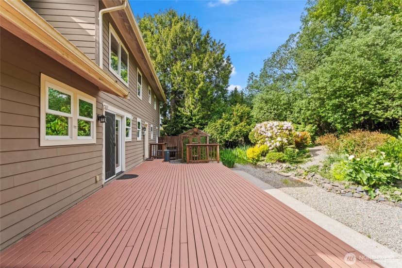 Property photo for 1533 S Sunset Drive, Tacoma photo 36