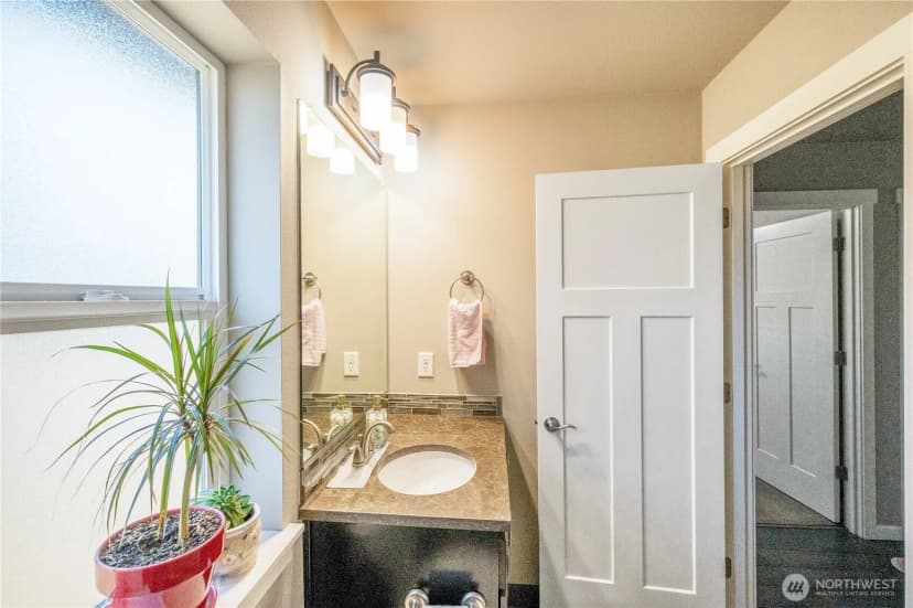 Property photo for 6540 Endeavor Street, Ferndale photo 9