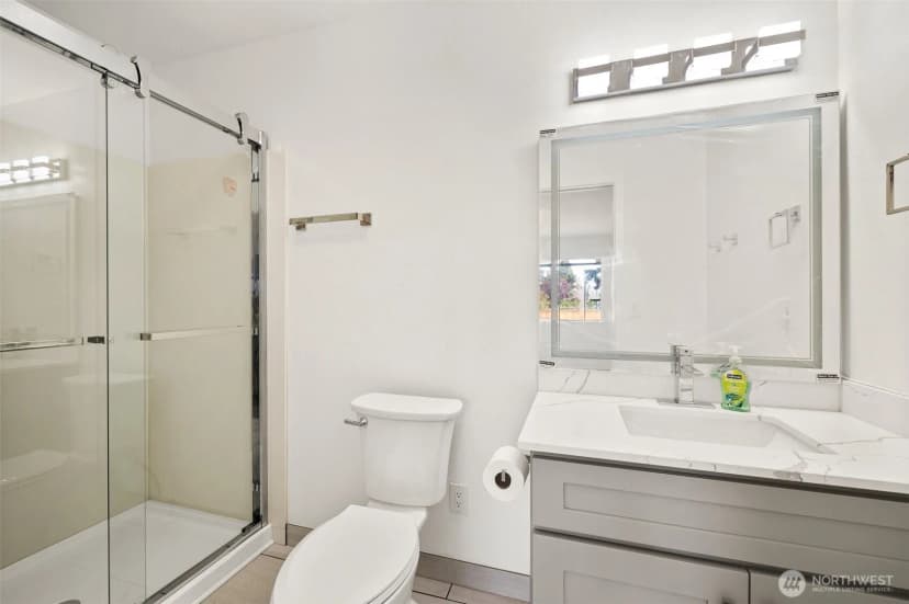 Property photo for 13223 4th Avenue Sw, Burien photo 26