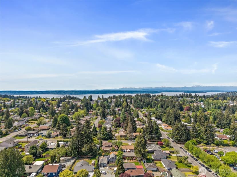Property photo for 13223 4th Avenue Sw, Burien photo 39