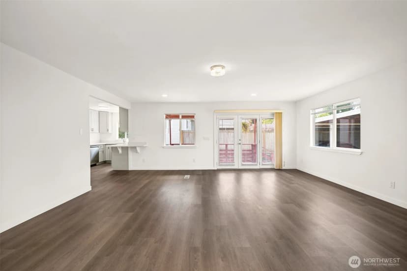 Property photo for 13223 4th Avenue Sw, Burien photo 28
