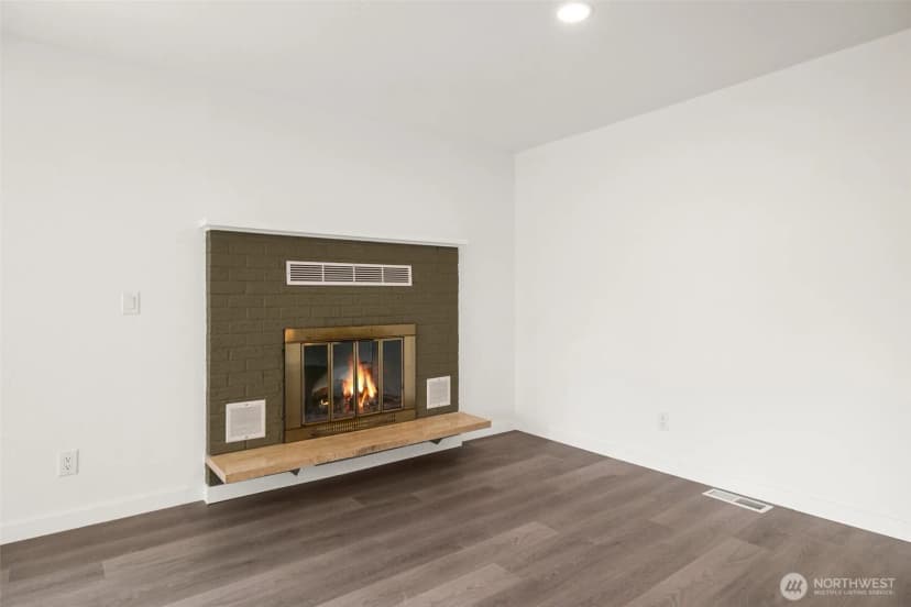 Property photo for 13223 4th Avenue Sw, Burien photo 30
