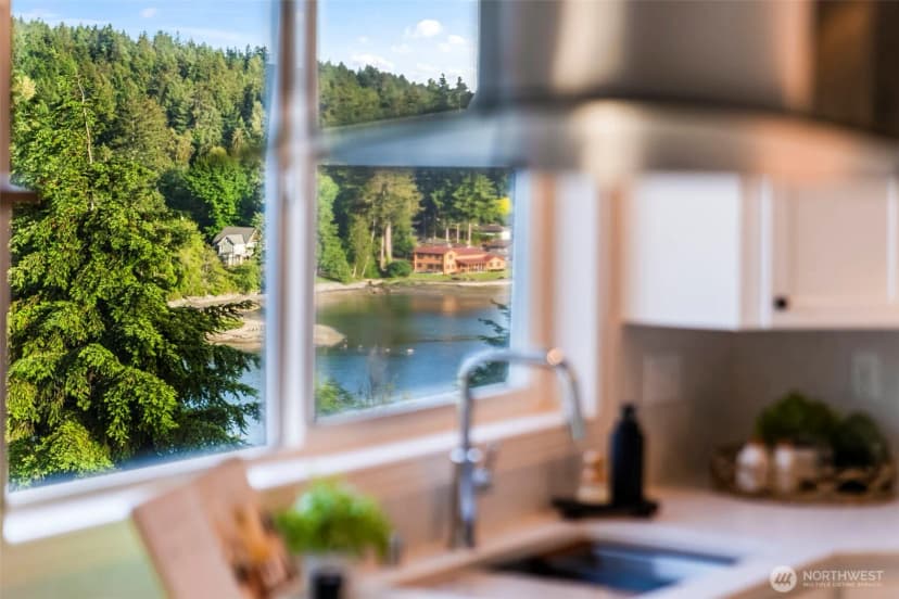 Property photo for 9510 Milton Avenue, Gig Harbor photo 14