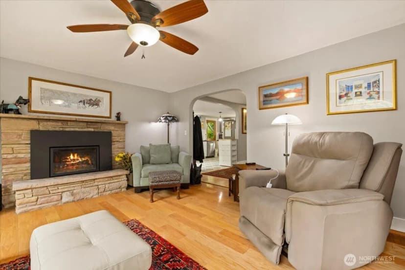 Property photo for 304 Riverview Drive Ne, Auburn photo 15