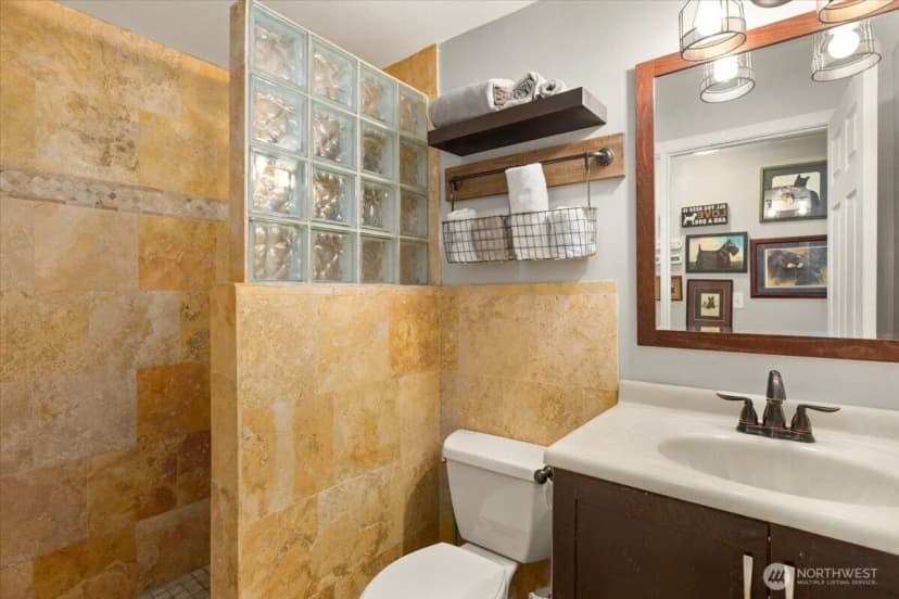 Property photo for 304 Riverview Drive Ne, Auburn photo 24