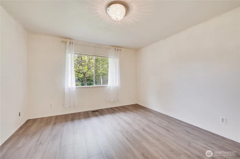 Property photo for 605 W Euclid Avenue, Shelton photo 15