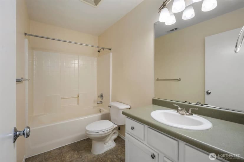 Property photo for 15303 35th Drive Se, Bothell photo 24