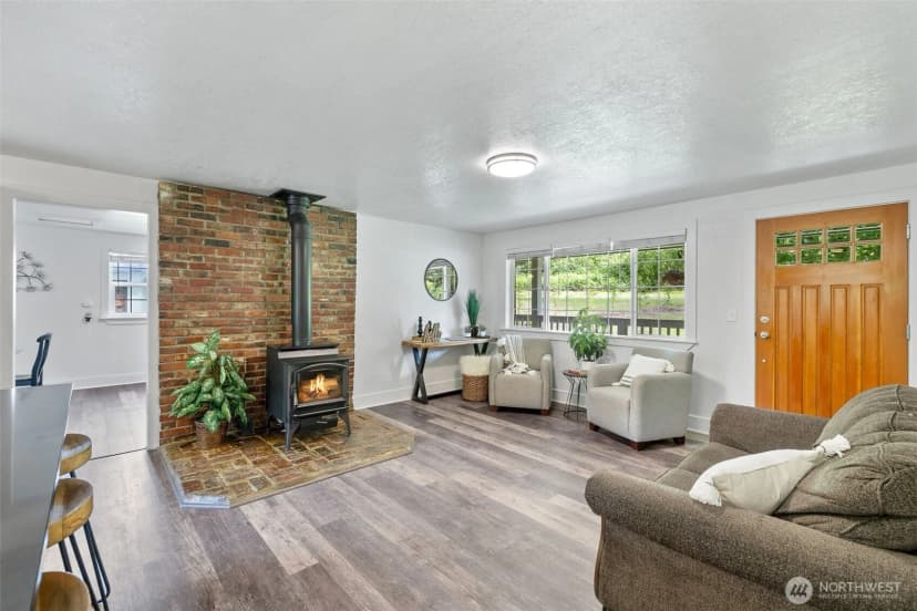 Property photo for 13520 Burn Road, Arlington photo 6