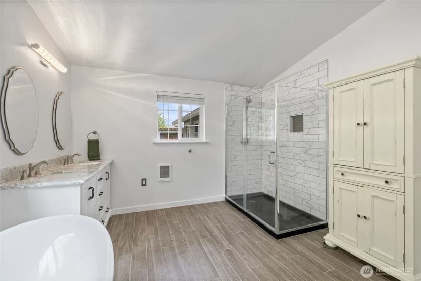 Property photo for 13520 Burn Road, Arlington photo 17