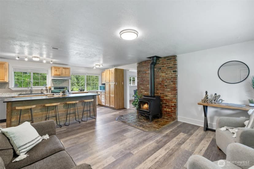 Property photo for 13520 Burn Road, Arlington photo 5