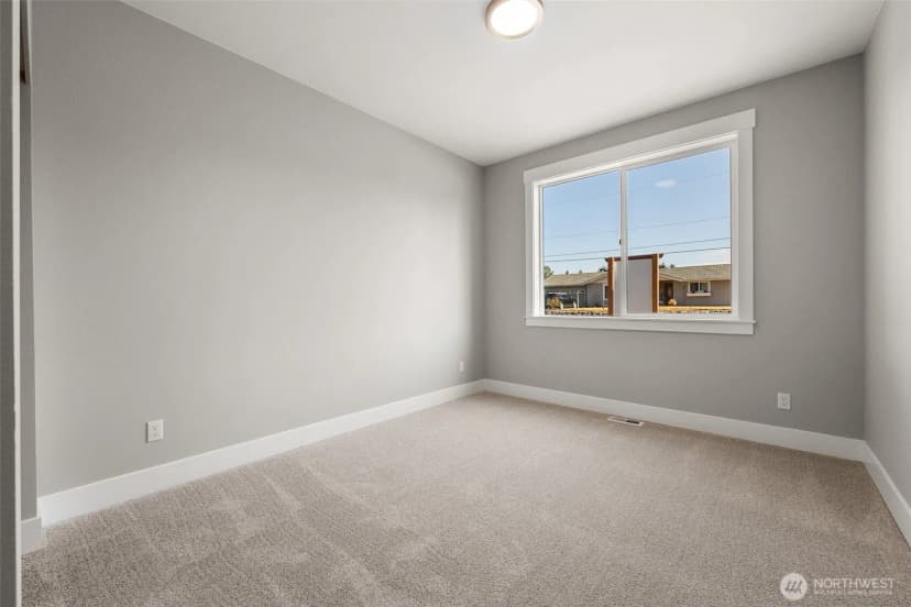 Property photo for 3020 117th Avenue Ct E, Edgewood photo 15