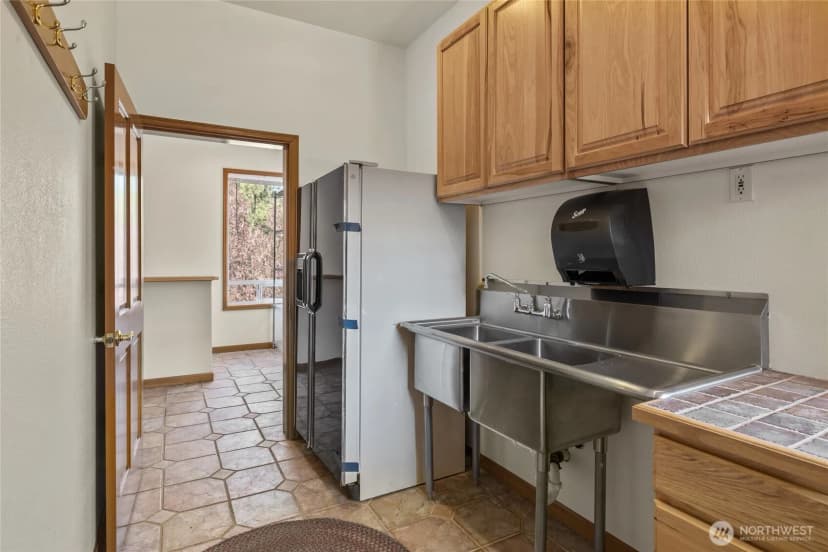 Property photo for 2262 Lambert Road, Cle Elum photo 11