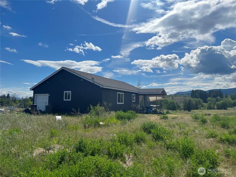 Property photo for 38 Miller Road, Omak photo 2