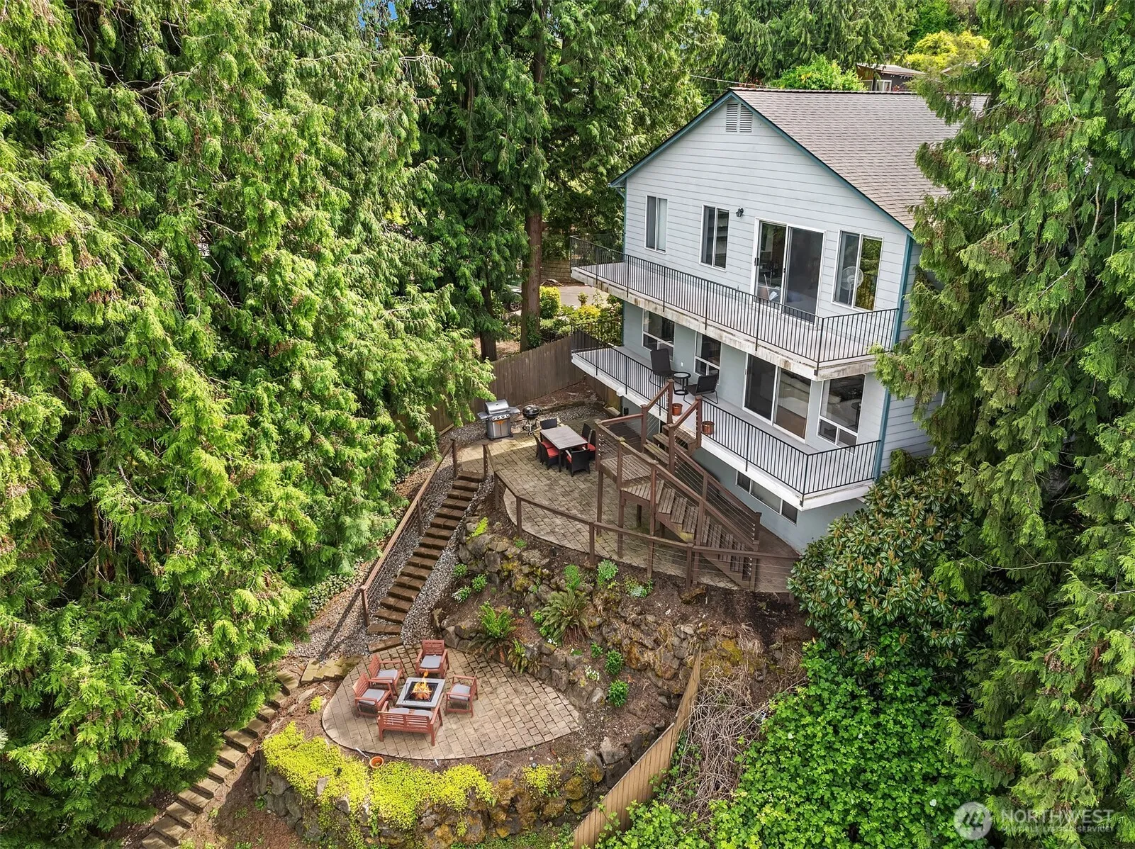 Property photo for 10504 Dixon Drive S, Seattle photo 33