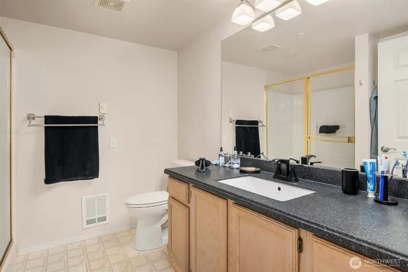 Property photo for 4109 224th Lane Se #213, Issaquah photo 11