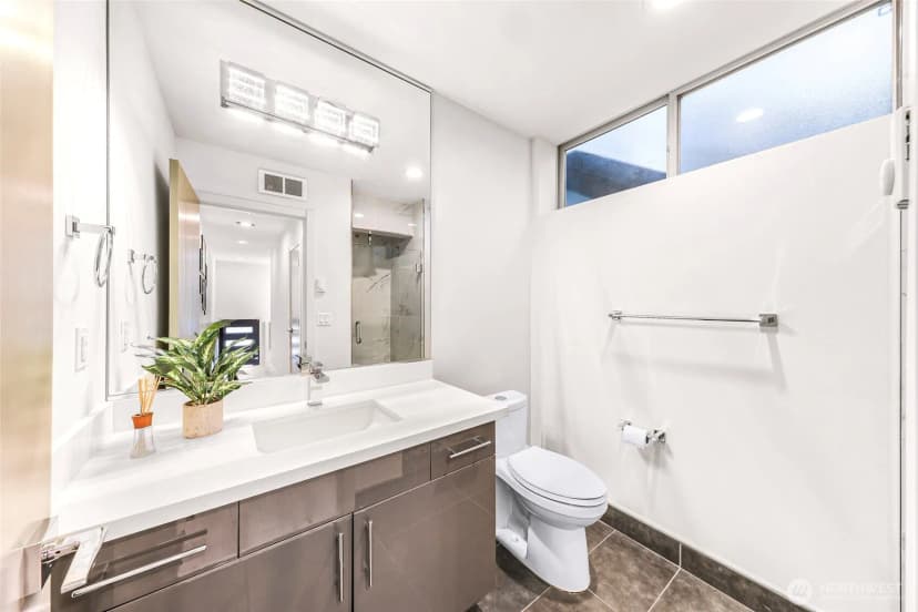 Property photo for 1628 S Lane Street, Seattle photo 30