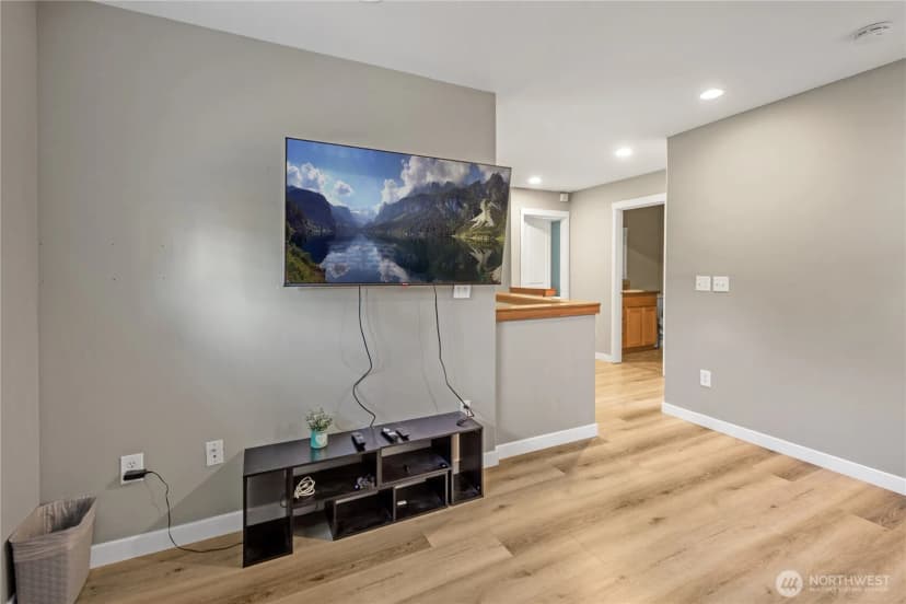 Property photo for 10632 84th Street Ne, Lake Stevens photo 18