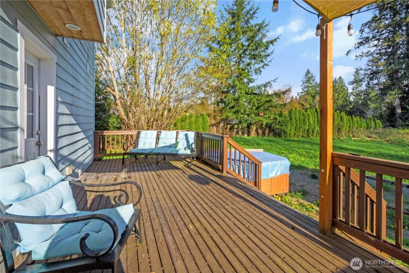 Property photo for 10632 84th Street Ne, Lake Stevens photo 2
