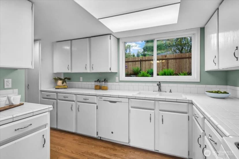 Property photo for 11725 Ne 145th Street, Kirkland photo 12
