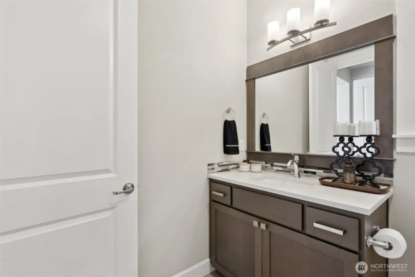 Property photo for 14651 Crestwood Place E, Bonney Lake photo 11