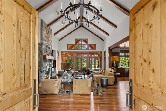 Property photo for 160 Bunchberry Court, Cle Elum photo 3
