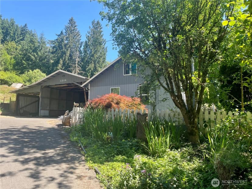 Property photo for 1224 Coal Creek Road, Longview