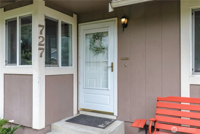 Property photo for 727 Salzburg Lane Se, Olympia photo 2