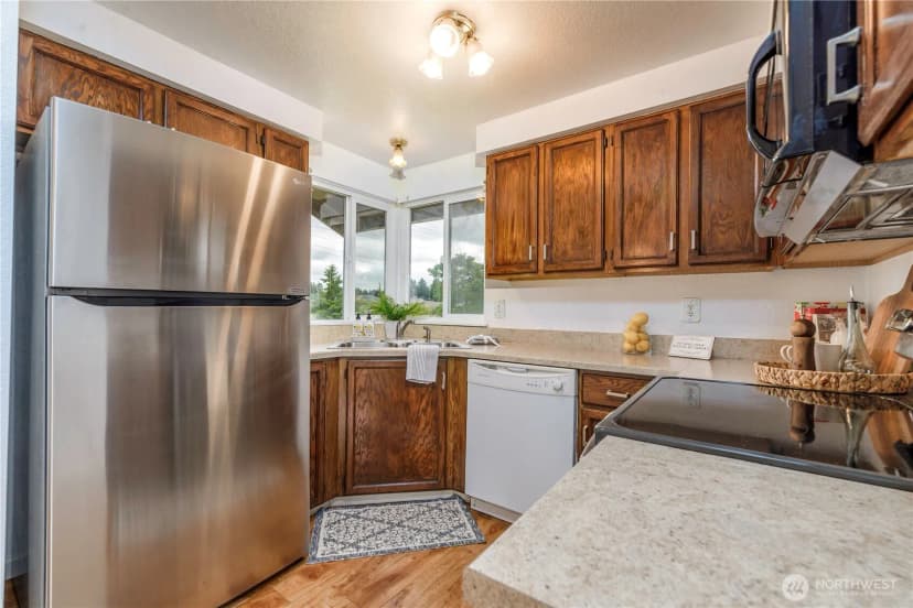 Property photo for 727 Salzburg Lane Se, Olympia photo 7