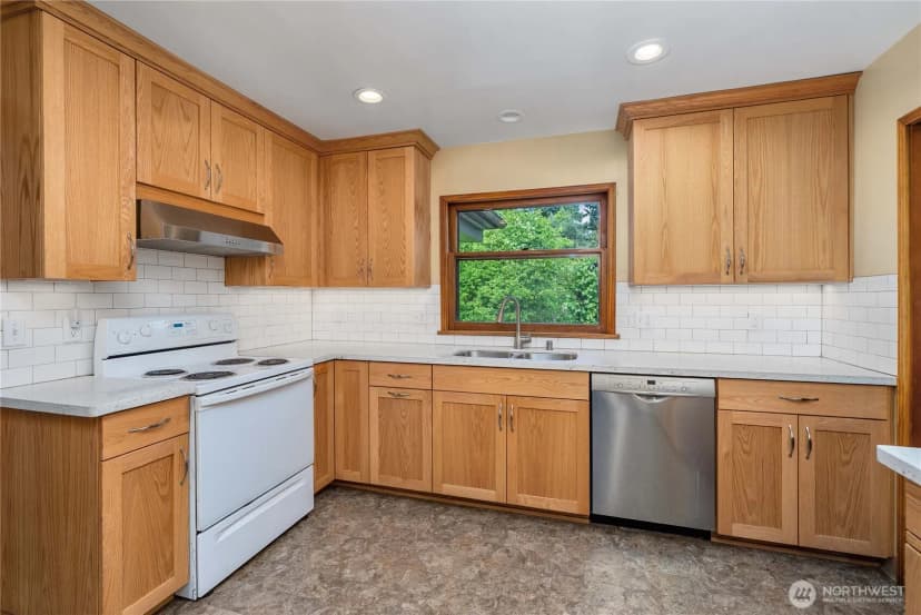 Property photo for 7209 104th Street E, Puyallup photo 14