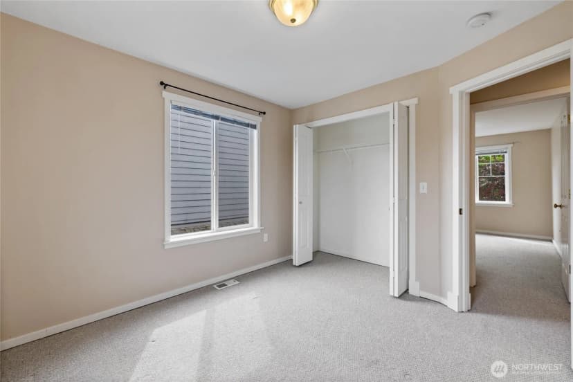 Property photo for 3119 52nd Place Ne, Tacoma photo 27