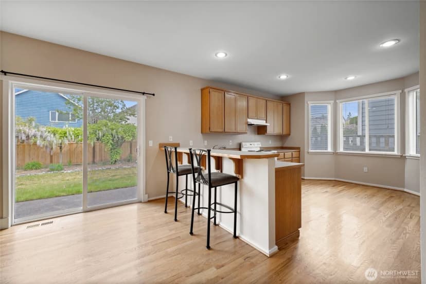 Property photo for 3119 52nd Place Ne, Tacoma photo 11