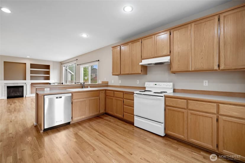 Property photo for 3119 52nd Place Ne, Tacoma photo 15