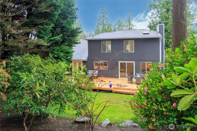 Property photo for 11635 Ne 95th Street, Kirkland photo 3